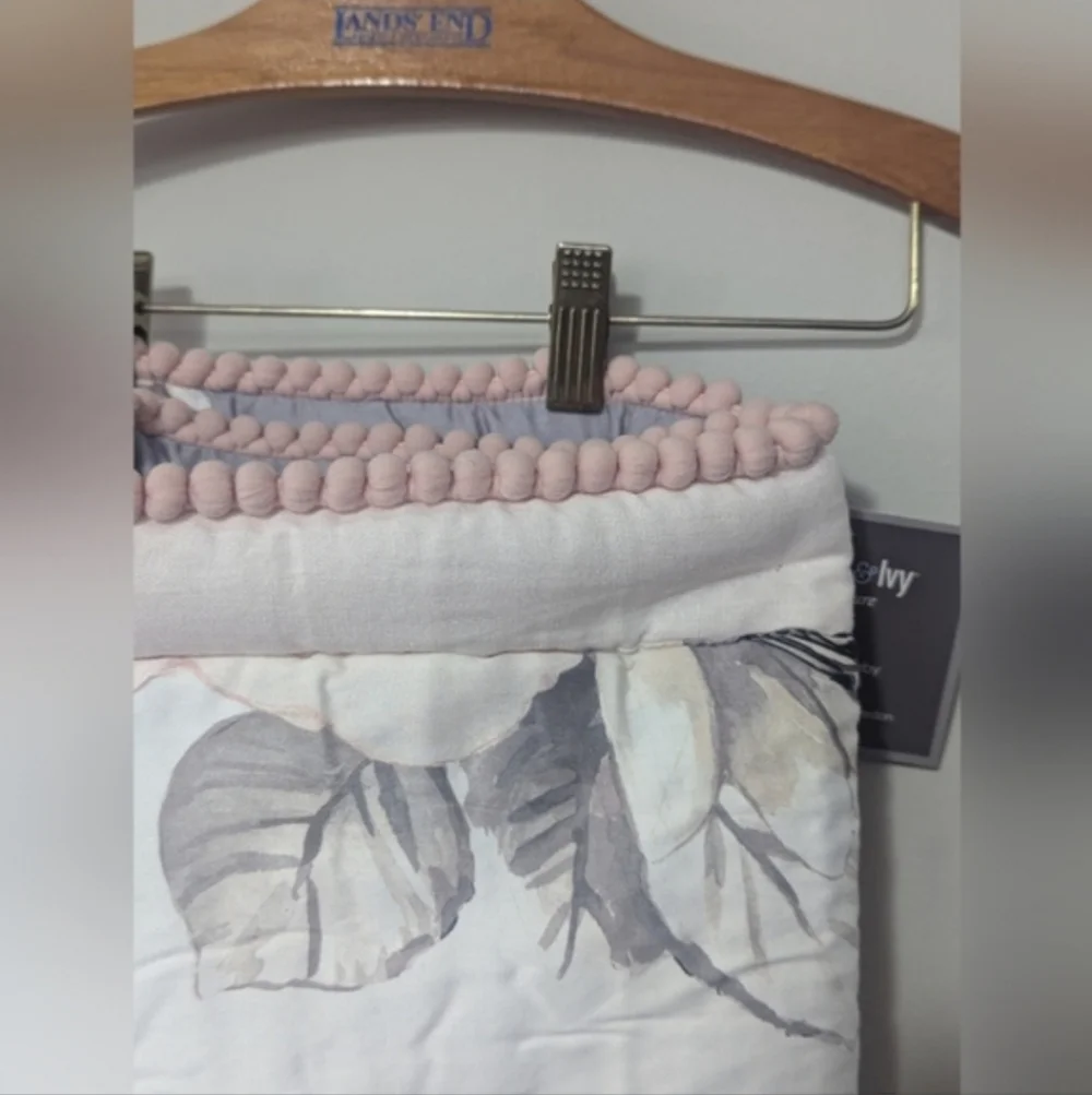 LAMBS & IVY SIGNATURE BOTANICAL WATERCOLOR FLORAL CRIB COMFORTER PINK GRAY